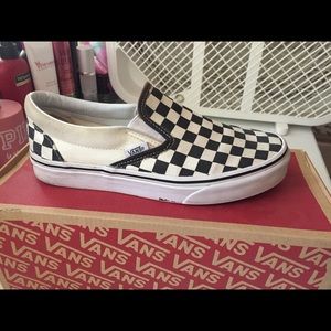 Checkered vans slip on